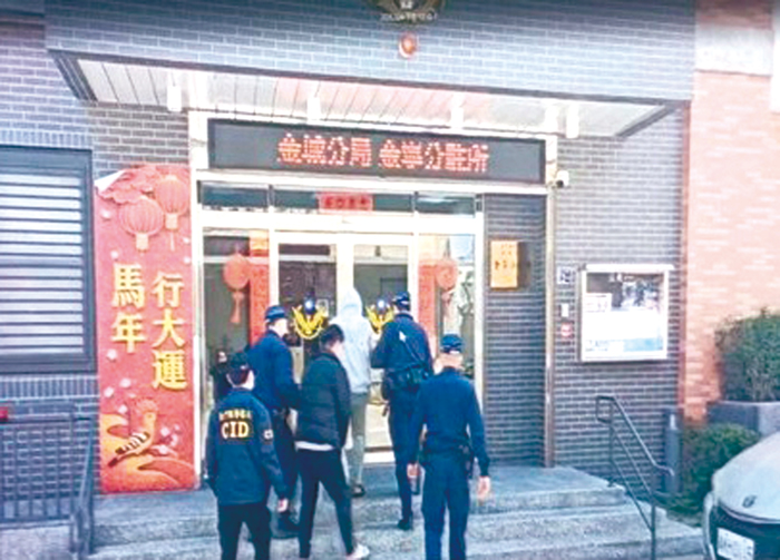 遺失皮夾後信用卡遭盜刷，金城警分局追查涉案對象。（金城分局提供）