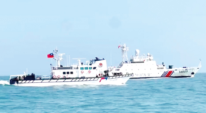 中國海警船連二日侵擾，海巡全時監控。（海洋委員會海巡署金馬澎分署提供）
