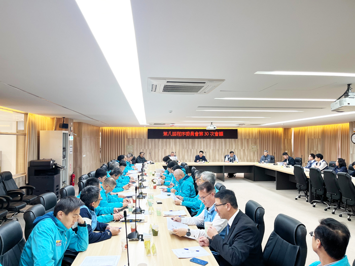 金門縣議會昨日召開程序委員會，由議長洪允典主持，程序委員副議長歐陽儀雄、議員洪鴻斌、張雲量、許大鴻等出席。（金門縣議會提供）