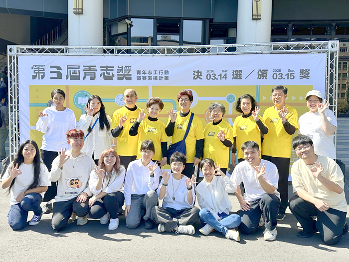 用行動深耕社區，金大學生獲青志獎肯定。
（社團法人臺灣教育協會金門分事務所提供）