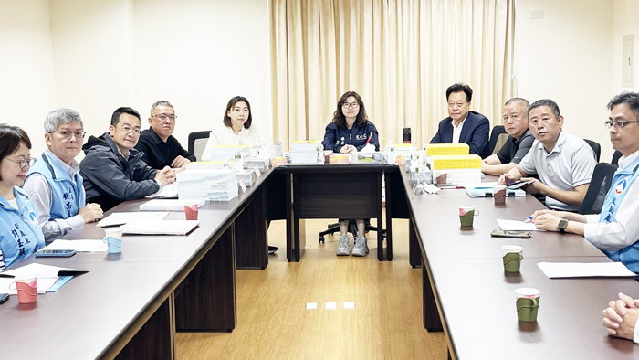 第一審查委員會會議由召集人王秀玉主持。（陳麗妤攝）