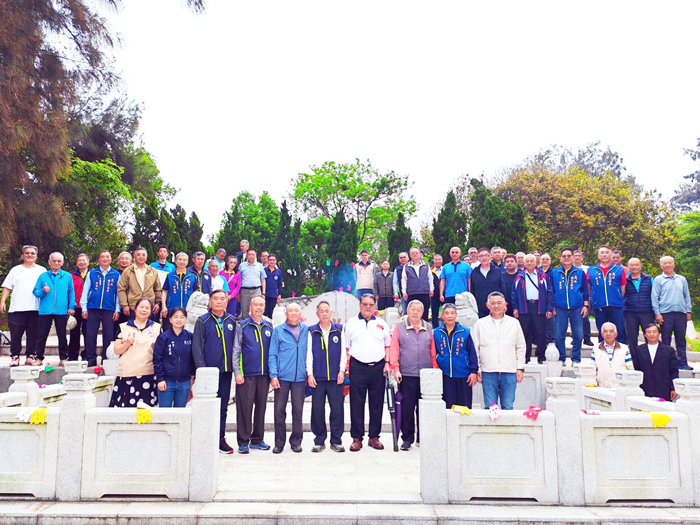 董楊童宗親會舉辦清明祭祖系列活動，來自各地宗親踴躍參與。（宗親會提供）