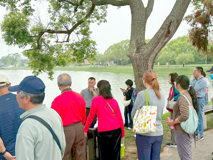 古寧頭社區發展協會分享銀級認證經驗。（環保局提供）