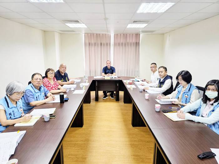 第二審查委員會會議由召集人陳泱瑚擔任主席主持。（許峻魁攝）