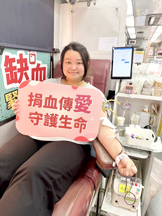 金大師生熱情響應「捐血傳愛金門之愛」巡迴捐血活動。（金大提供）