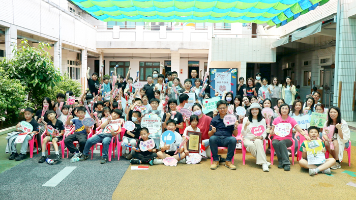 上岐國小暨附設幼兒園接力舉辦母親節系列慶祝活動。（上岐國小提供）