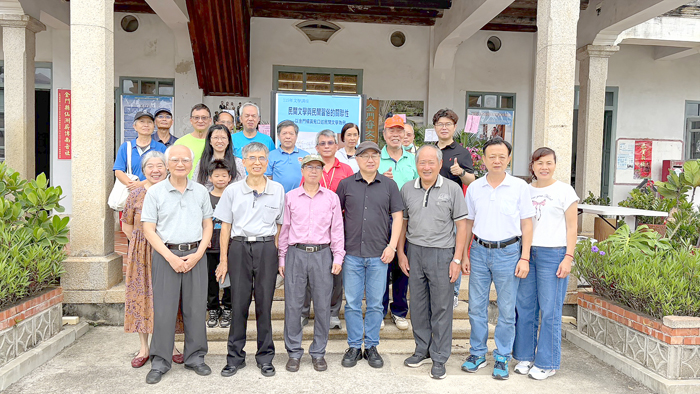 金門睿友文學館文學講座日前登場，邀請閩南師範大學閩南文化研究院劉國棋博士與民眾分享「民間文學與民間習俗的關聯性」。（金門睿友文學館提供）