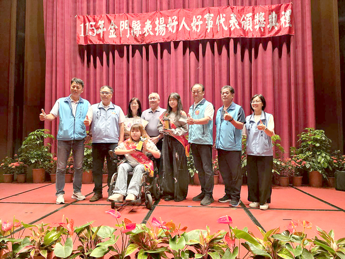 好人好事代表，高中職表揚。（許峻魁攝）