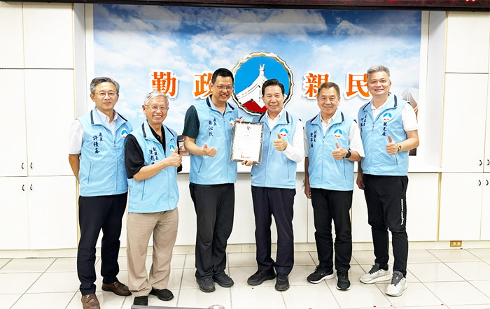 金門縣政府參加交通部114年度運輸資料流通服務平臺（TDX）績效評獎，榮獲全國公車組第二組「特優」。
（陳冠霖攝）