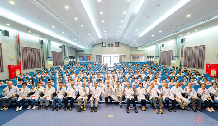 「115年金門學子FUN科學」暑期營隊於金城國中展開。（縣府提供）