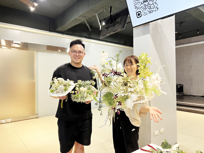 老師與學員的作品設計互相襯托。
（林秉志攝）