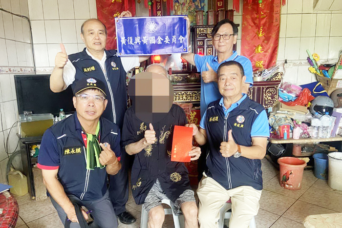榮光社會工作基金會辦理「115年秋節慰問活動」。（榮光社會工作基金會提供）