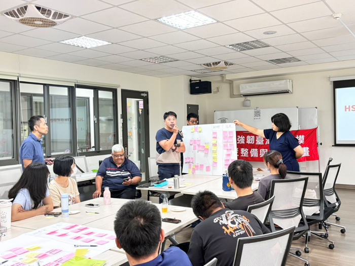 參訓學員進行成果發表。（消防局提供）