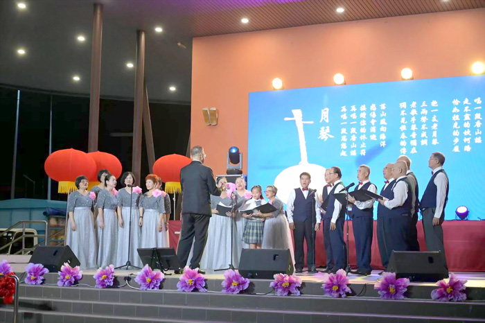 金門合唱團演唱實景。（林夢僑領本固魯洪翠琴提供）