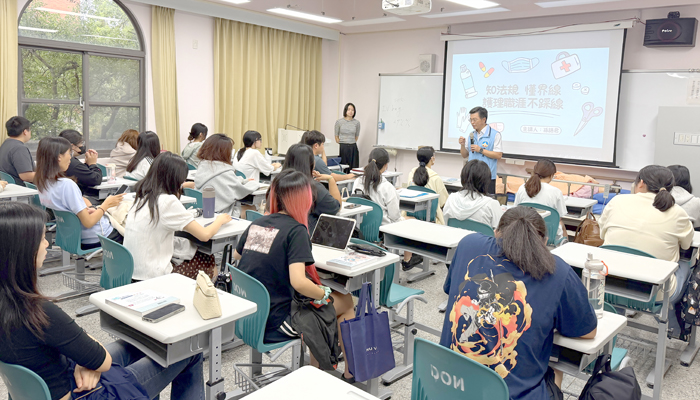 縣府政風處攜手金門大學護理學系及金門縣衛生局，辦理「誠信金門 專業共好—醫療誠信倫理宣導」活動。（縣府提供）
