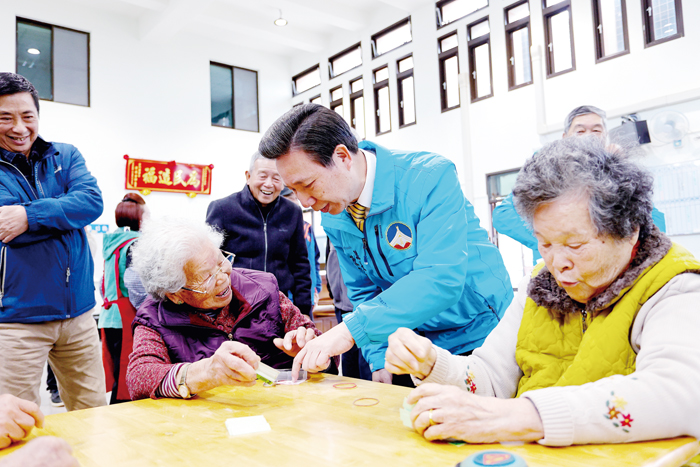 縣長陳福海樂見金門各社區有良好的發展。（資料照片）