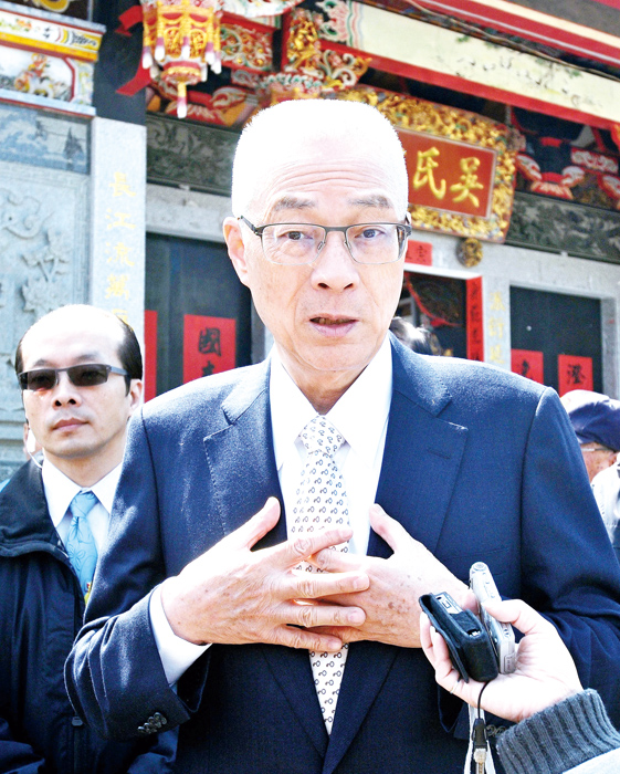 吳敦義十年前參選國民黨主席，對藍營重返執政有許多期待。（李金生攝）
