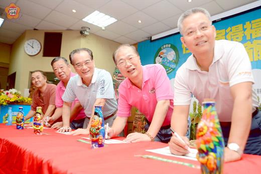 「住民宿得福袋、風獅爺對對碰」記者會活動現況。（董森堡攝）