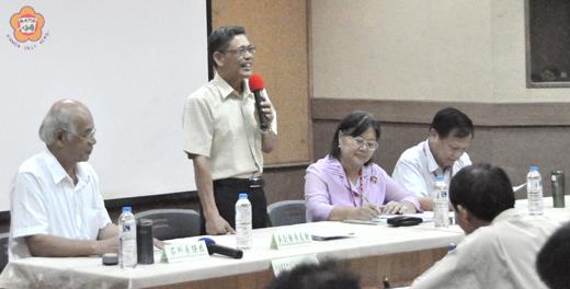   一○二年全國草食性動物防疫聯繫會議昨假金門召開，中央及地方各縣市防疫所首長與會，一同瞭解國內一○二年度草食動物防疫業務工作執行情形。（陳麗妤攝）