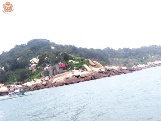   大膽島移交給金門縣政府之後仍會保存適度的兵力，以扮演「關鍵」性及具有「象徵」意義的角色。（資料照片／張建騰攝）