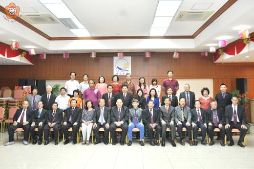   訪問團抵達汶萊第二天續前往拜會祖籍烈嶼鄉僑劉錦國丕顯甲必丹及汶萊福建會館。（李金鎗攝）