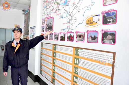 新湖整合型據點建置完成，據點內提供更多元資訊，讓民眾感受貼心服務。（許峻魁攝）