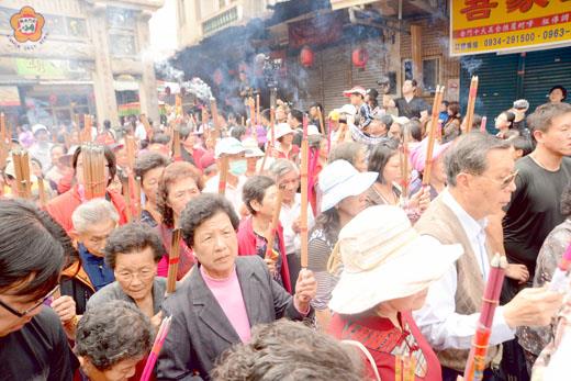 信眾隨香傳統的容顏
圖文／董森堡