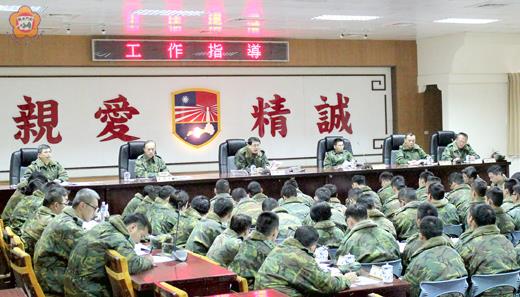   金防部戰備整備不可因天寒而懈怠，但湯家坤要求駐外據點弟兄下哨後有薑湯及熱食可以驅寒。（金防部提供）