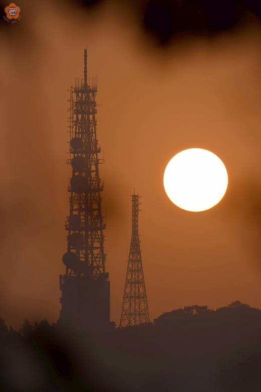 太武旭日東昇浯島欣欣向榮
  文／張建騰 圖／董森堡