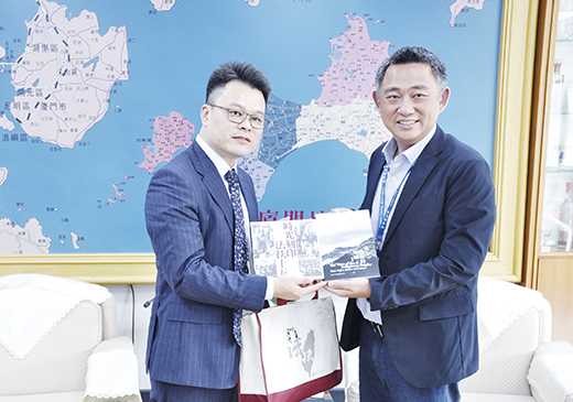 金門日報全球資訊網 林俊宏拜會縣長共商提供鄉親法律扶助 金門日報全球資訊網 林俊宏拜會縣長共商提供鄉親法律扶助