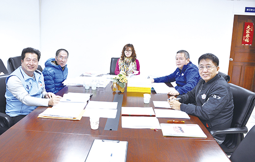 金門縣議會第七屆第二次定期會第一審查委員會會議於昨召開,由召集人王秀玉(中)主持審查會議情形。(楊水詠攝)
