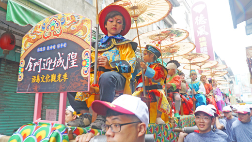 去年2019城隍文化季記者會,特別以蜈蚣座為城隍爺暖身。(資料照片,許峻魁攝)