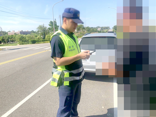 縣警局強化查捕逃犯工作,緝拿各類通緝犯,以淨化轄區治安。 (縣警局刑警大隊提供)