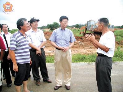 長寮重劃區泥漿湧入民宅驚醒屋主