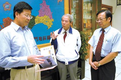 李縣長建議兩岸電信業務也能小三通