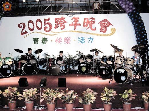 寒風冷颼颼跨年晚會熱到最高點