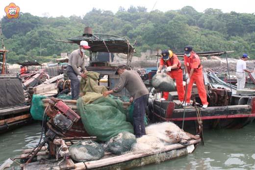 大陸漁船撈過界海巡威力掃蕩