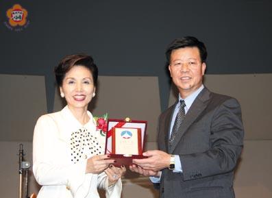 聲樂家范宇文征服聽眾