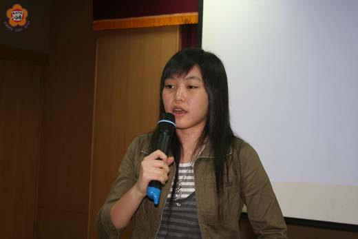 基測女狀元江婕瑞與寧中小學生分享滿分經驗