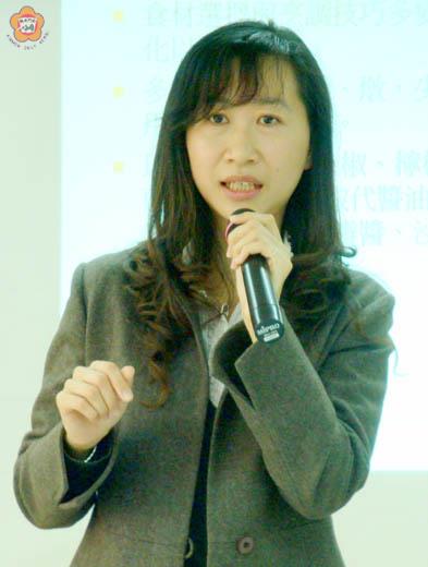 營養師李選治,陳麗妤攝。