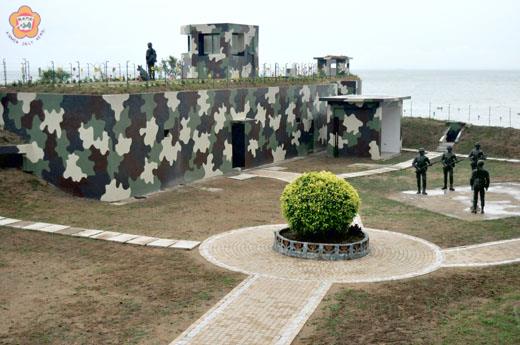 烈嶼紅土溝三營區L-36據點全景鳥瞰。
（楊水詠攝）