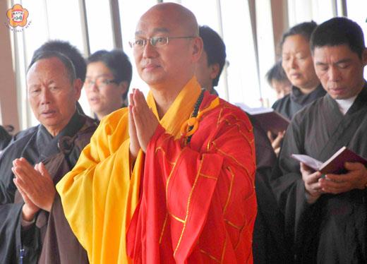 金門日報全球資訊網 八關齋戒 一百七十位在家眾出家一整天