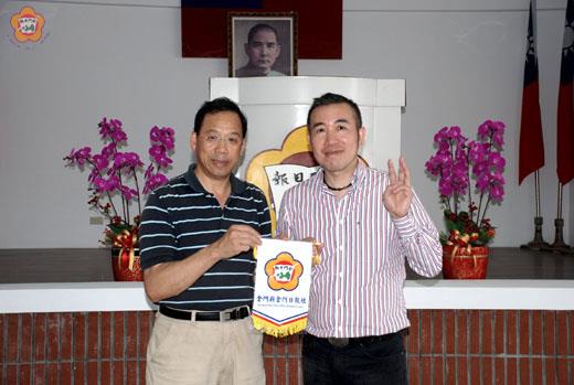 鄉彥張輝明經營文化出版業有成
蔡群生／圖文