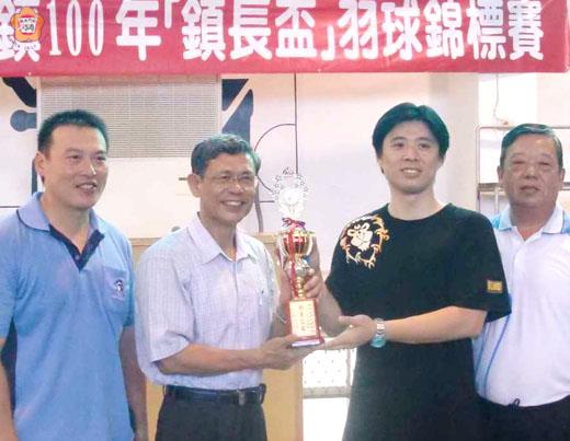   金沙鎮100年「鎮長盃」羽球錦標賽昨天閉幕。（金沙鎮公所提供） 	