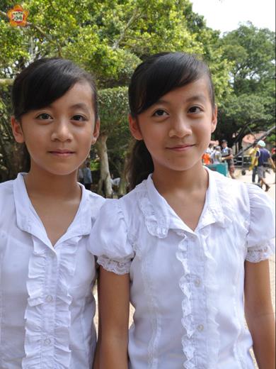 金門雙胞胎 優雅入鏡
張建騰／圖文
