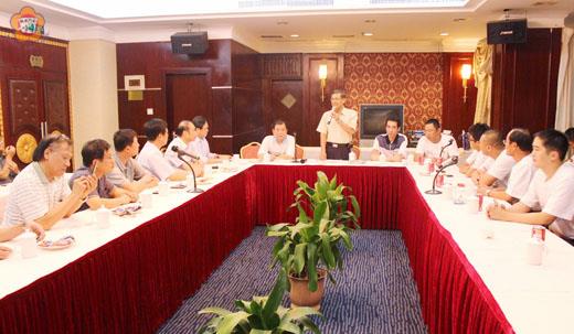   副縣長吳友欽率領金門旅遊推介團，昨在漳州市結束三場推介會後，與漳州台商投資企業協會座談，聽取建言。（圖片由交通旅遊局提供）