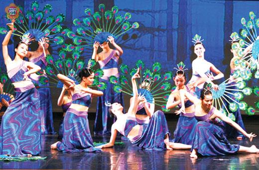 李燕萍藝術舞蹈團展演，皆有不同的創作與風貌。（金門文化局提供）