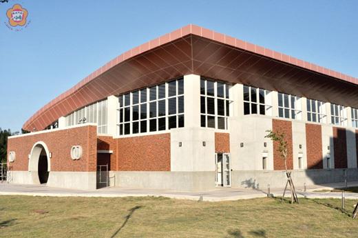 私立銘傳大學金門分部新建工程落成,圖為可容納五百人的體育館。(陳麗妤攝)