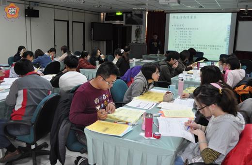 特教輔導團昨舉辦情障測驗工具介紹研習課程,提升情障學生之鑑定品質。(楊水詠攝)